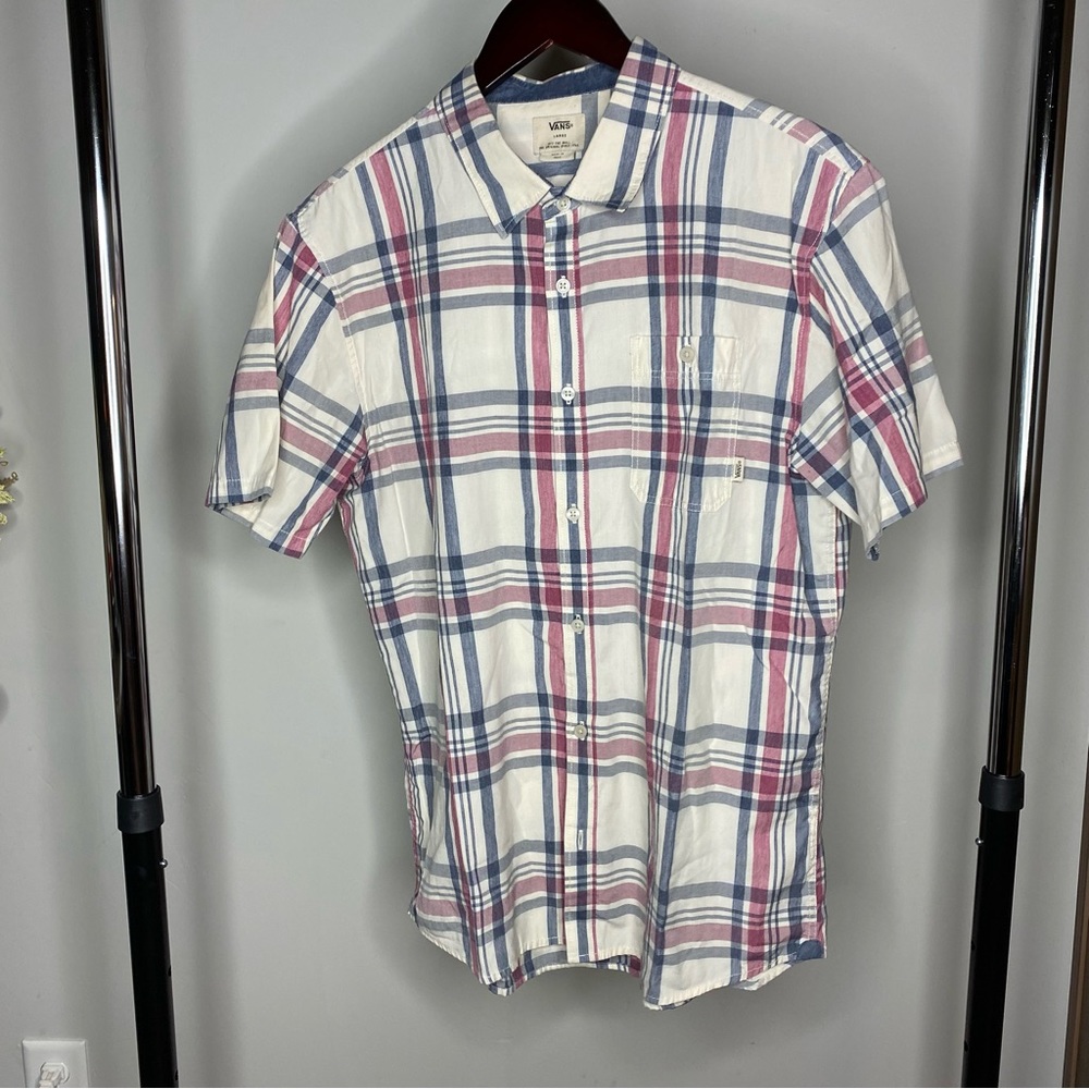Men’s 🤍VANS button-down short sleeve shirt | Size L